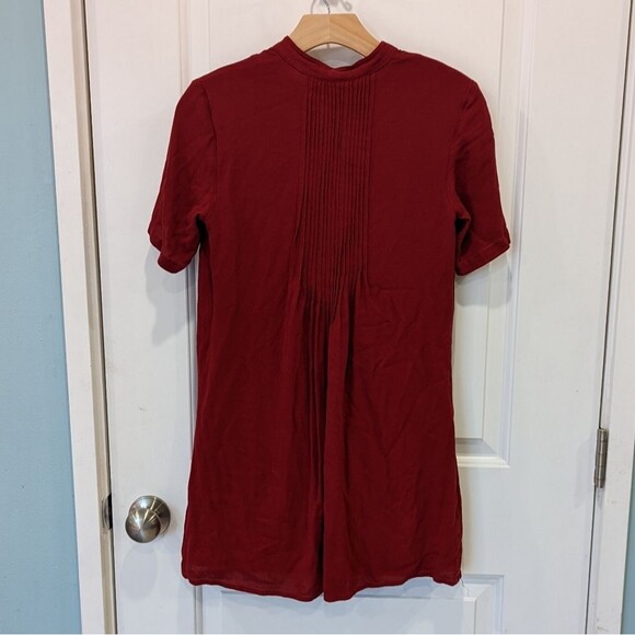 Old Navy dark red cranberry burgundy pleated bump friendly tunic shirt size xs - Picture 3 of 6